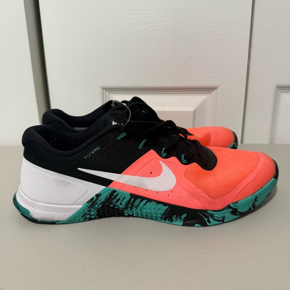 Nike Men’s Sneakers Running Shoes Metcon 2 (819899-813) Mango Orange, Size 10